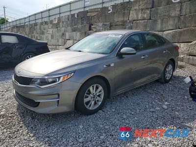2018 KIA OPTIMA LX 5XXGT4L32JG204754 - główne zdjęcie licytacji z USA - miniatura