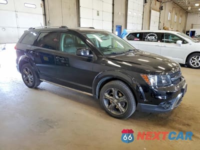 Czwarte zdjęcie samochodu z boku: 2015 DODGE JOURNEY CROSSROAD VIN:3C4PDDGG8FT619180 - miniatura