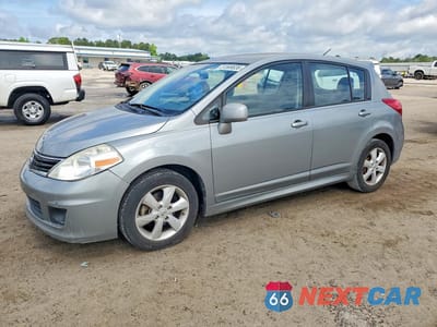 2014 NISSAN VERSA 3N1BC1CP2BL513662 - główne zdjęcie licytacji z USA - miniatura