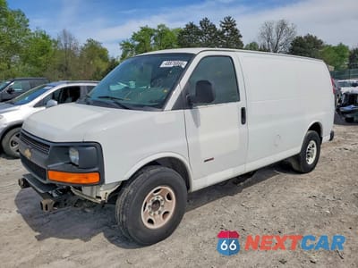 2017 CHEV EXPRESS G2500 1GCWGAF13H1215888 - główne zdjęcie licytacji z USA - miniatura