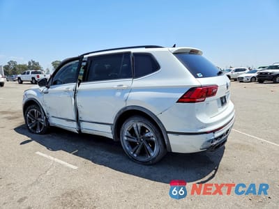 Drugie zdjęcie samochodu z przodu: 2023 VOLKSWAGEN TIGUAN SE R-LINE BLACK VIN:3VV8B7AX3PM002884 - miniatura