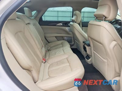 Zdjęcie 10 z 12 samochodu: 2019 LINCOLN MKZ RESERVE II VIN:3LN6L5F92KR602630 - miniatura