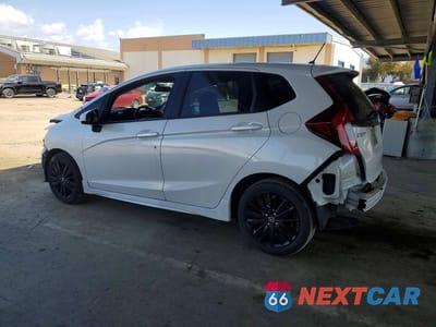 Drugie zdjęcie samochodu z przodu: 2020 HONDA FIT SPORT VIN:3HGGK5H63LM727425 - miniatura