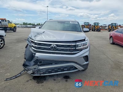 Piąte zdjęcie samochodu w środku: 2022 VOLKSWAGEN ATLAS CROSS SPORT SE VIN:1V2KE2CAXNC230868 - miniatura