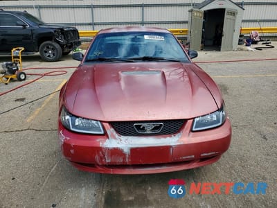 Piąte zdjęcie samochodu w środku: 2002 FORD MUSTANG VIN:1FAFP40462F102084 - miniatura