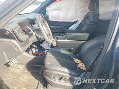 Zdjęcie 13 z 24 samochodu: 2023 RIVIAN R1S ADVENTURE VIN:7PDSGABA3PN028350 - miniatura