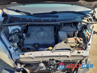Zdjęcie 11 z 12 samochodu: 2012 TOYOTA SIENNA XLE 8-PASSENGER VIN:5TDYK3DCXCS234795 - miniatura