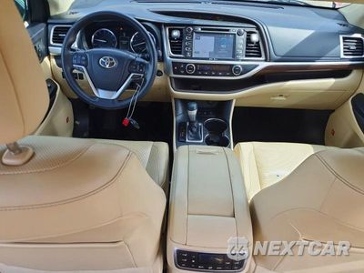 Zdjęcie 8 z 14 samochodu: 2015 TOYOTA HIGHLANDER LIMITED PLATINUM VIN:5TDDKRFH0FS107861 - miniatura