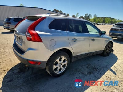 Trzecie zdjęcie samochodu z tyłu: 2013 VOLVO XC60 3.2 VIN:YV4952DL6D2412634 - miniatura