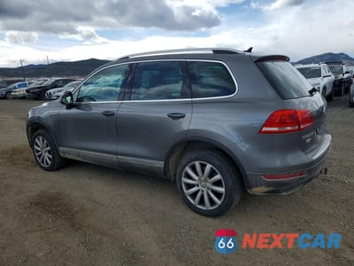 Drugie zdjęcie samochodu z przodu: 2011 VOLKSWAGEN TOUAREG V6 VIN:WVGFF9BP3BD002243 - miniatura