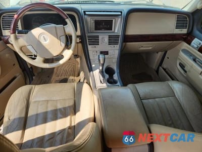 Zdjęcie 8 z 13 samochodu: 2005 LINCOLN AVIATOR VIN:5LMEU68H65ZJ19092 - miniatura