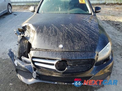 Zdjęcie 11 z 12 samochodu: 2016 MERCEDES-BENZ C 300 VIN:55SWF4JB9GU121359 - miniatura