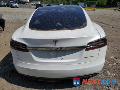 Zdjęcie 6 z 12 samochodu: 2019 TESLA MODEL S VIN:5YJSA1E26KF334530 - miniatura