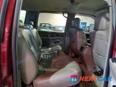 Zdjęcie 11 z 14 samochodu: 2004 CHEVROLET SUBURBAN K1500 VIN:3GNFK16Z84G233407 - miniatura