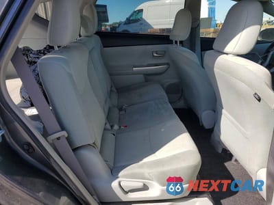 Zdjęcie 10 z 13 samochodu: 2014 TOYOTA PRIUS V TWO VIN:JTDZN3EUXEJ009747 - miniatura