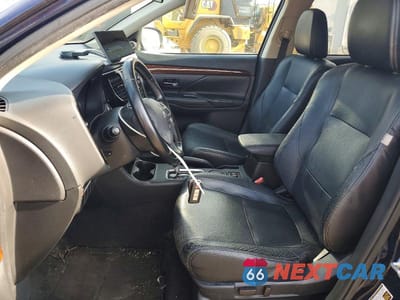 Zdjęcie 7 z 13 samochodu: 2014 MITSUBISHI OUTLANDER SE VIN:JA4AD3A35EZ003332 - miniatura