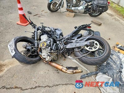 Trzecie zdjęcie samochodu z tyłu: 2024 KAWASAKI ZX400 P VIN:ML5ZXCP13RDA27781 - miniatura