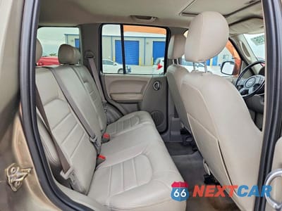 Zdjęcie 11 z 14 samochodu: 2003 JEEP LIBERTY LIMITED VIN:1J4GL58KX3W728767 - miniatura