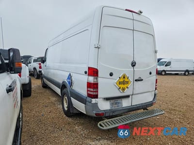 Drugie zdjęcie samochodu z przodu: 2012 MERCEDES-BENZ SPRINTER 2500 VIN:WD3PE8CB5C5709732 - miniatura