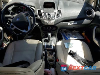 Zdjęcie 8 z 12 samochodu: 2013 FORD FIESTA VIN:3FADP4FJXDM144295 - miniatura