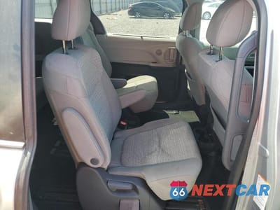 Zdjęcie 11 z 13 samochodu: 2021 TOYOTA SIENNA LE VIN:5TDKRKEC2MS033050 - miniatura