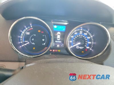 Zdjęcie 9 z 12 samochodu: 2012 HYUNDAI SONATA HYBRID VIN:KMHEC4A43CA023109 - miniatura