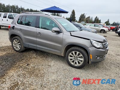Czwarte zdjęcie samochodu z boku: 2009 VOLKSWAGEN TIGUAN S VIN:WVGAV75N89W004497 - miniatura