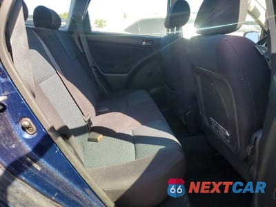 Zdjęcie 10 z 11 samochodu: 2006 TOYOTA COROLLA MATRIX XR VIN:2T1KR30E46C570111 - miniatura