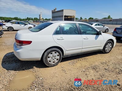Trzecie zdjęcie samochodu z tyłu: 2003 HONDA ACCORD LX VIN:1HGCM56383A144296 - miniatura