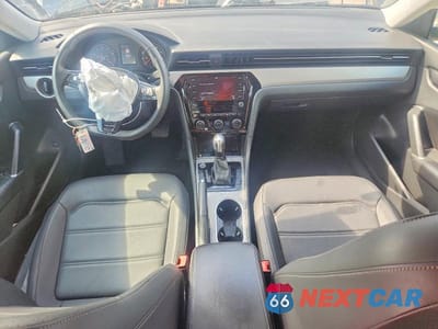 Zdjęcie 8 z 12 samochodu: 2021 VOLKSWAGEN PASSAT SE VIN:1VWSA7A33MC014189 - miniatura