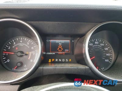Zdjęcie 9 z 12 samochodu: 2019 FORD MUSTANG VIN:1FATP8UH9K5158470 - miniatura