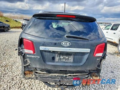 Zdjęcie 6 z 14 samochodu: 2013 KIA SORENTO EX VIN:5XYKUDA62DG387691 - miniatura