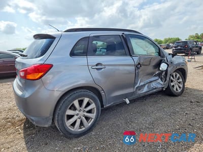 Trzecie zdjęcie samochodu z tyłu: 2013 MITSUBISHI OUTLANDER SPORT SE VIN:4A4AP4AUXDE016281 - miniatura