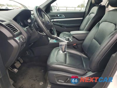 Zdjęcie 7 z 14 samochodu: 2017 FORD EXPLORER XLT VIN:1FM5K8D87HGB41855 - miniatura