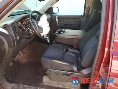 Zdjęcie 7 z 12 samochodu: 2013 CHEV SILVERADO VIN:3GCPKSE72DG109247 - miniatura
