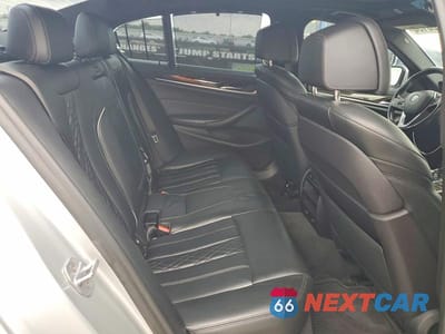 Zdjęcie 10 z 12 samochodu: 2019 BMW 540 I VIN:WBAJE5C57KWW11926 - miniatura