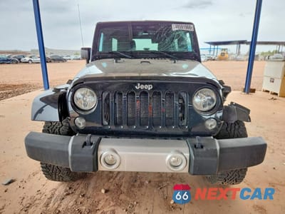 Piąte zdjęcie samochodu w środku: 2015 JEEP WRANGLER UNLIMITED SAHARA VIN:1C4BJWEG2FL647330 - miniatura