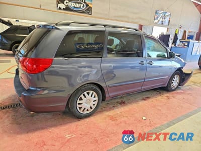 Trzecie zdjęcie samochodu z tyłu: 2009 TOYOTA SIENNA LE 8-PASSENGER VIN:5TDZK23C19S270562 - miniatura