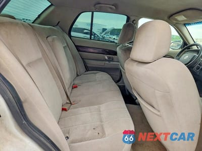 Zdjęcie 10 z 12 samochodu: 2006 MERCURY GRAND MARQUIS GS VIN:2MEFM74V86X632430 - miniatura