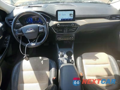 Zdjęcie 8 z 14 samochodu: 2021 FORD ESCAPE TITANIUM VIN:1FMCU9J96MUA33551 - miniatura
