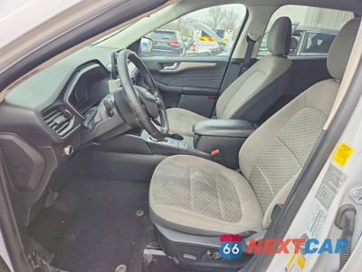 Zdjęcie 7 z 13 samochodu: 2021 FORD ESCAPE SE VIN:1FMCU9BZ0MUA68858 - miniatura