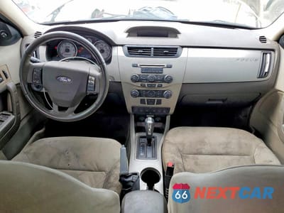 Zdjęcie 8 z 13 samochodu: 2010 FORD FOCUS SES VIN:1FAHP3GN8AW192130 - miniatura
