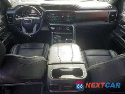 Zdjęcie 8 z 12 samochodu: 2023 GMC SIERRA K1500 DENALI VIN:3GTUUGE85PG182555 - miniatura