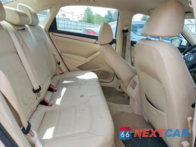 Zdjęcie 10 z 12 samochodu: 2013 VOLKSWAGEN PASSAT S VIN:1VWAP7A33DC135749 - miniatura