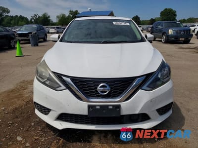 Piąte zdjęcie samochodu w środku: 2019 NISSAN SENTRA SV VIN:3N1AB7AP8KY310668 - miniatura