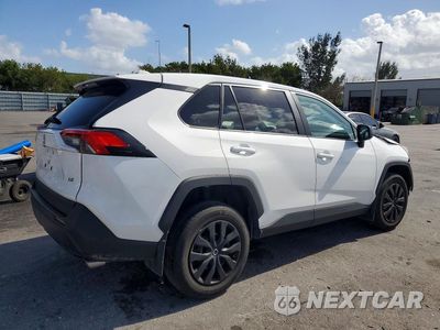 Trzecie zdjęcie samochodu z tyłu: 2025 TOYOTA RAV4 LE VIN:2T3H1RFV8SC305852 - miniatura