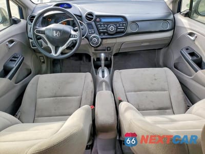 Zdjęcie 8 z 12 samochodu: 2013 HONDA INSIGHT LX VIN:JHMZE2H51DS006676 - miniatura