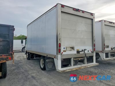 Drugie zdjęcie samochodu z przodu: 2015 ISUZU NQR REFRIGERATED BOX TRUCK VIN:JALE5W163F7901228 - miniatura