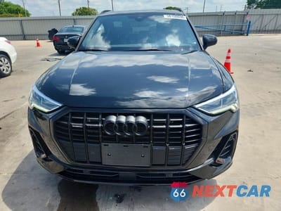 Piąte zdjęcie samochodu w środku: 2025 AUDI Q3 PREMIUM PLUS S LINE 45 VIN:WA1EECF32S1094092 - miniatura