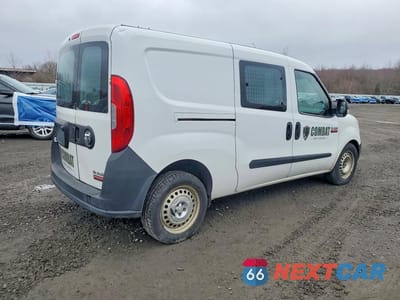 Trzecie zdjęcie samochodu z tyłu: 2016 RAM PROMASTER CITY VIN:ZFBERFAT4G6C16728 - miniatura